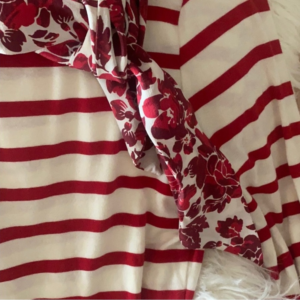 Brooks Brothers Red Floral Scarf